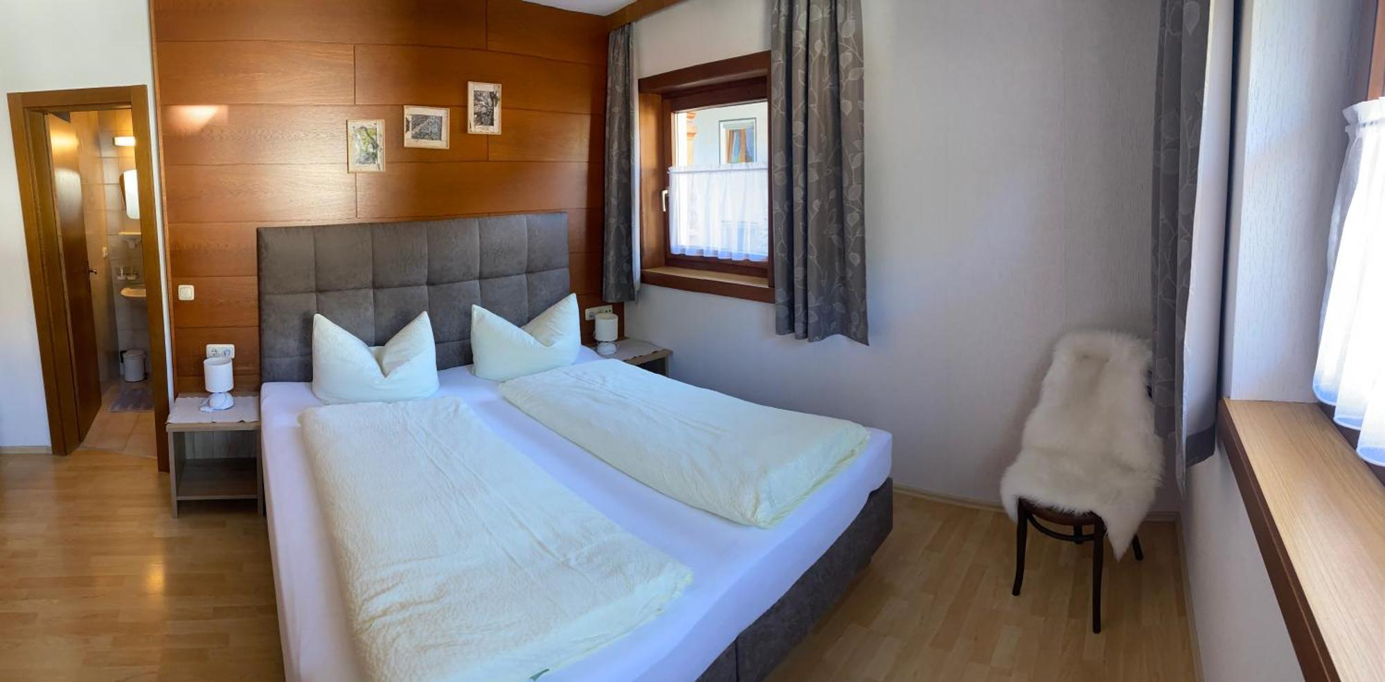Pension Schwemberger Ohne Fruehstueck Mayrhofen Exterior photo